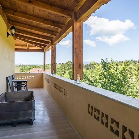 Anastasia With Private Pool & Outdoor Tub *