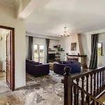 Anastasia With Private Pool & Outdoor Tub Ágios Ioánnis