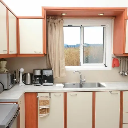 Anastasia With Private Pool & Outdoor Tub דירה Ágios Ioánnis