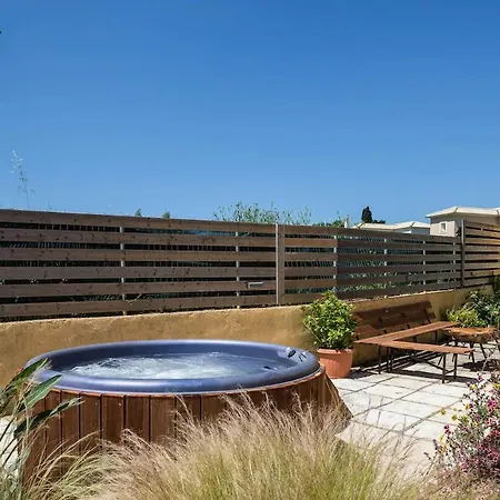 Anastasia With Private Pool & Outdoor Tub דירה Ágios Ioánnis