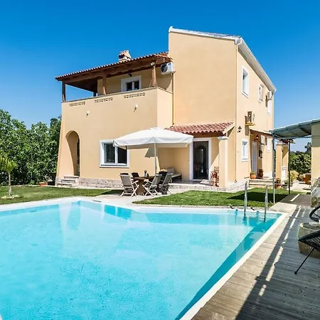 Anastasia With Private Pool & Outdoor Tub * Ágios Ioánnis