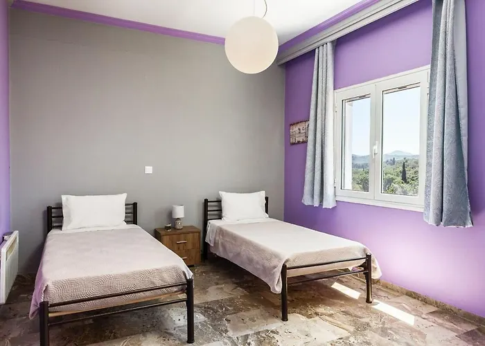 Anastasia With Private Pool & Outdoor Tub Lejlighed