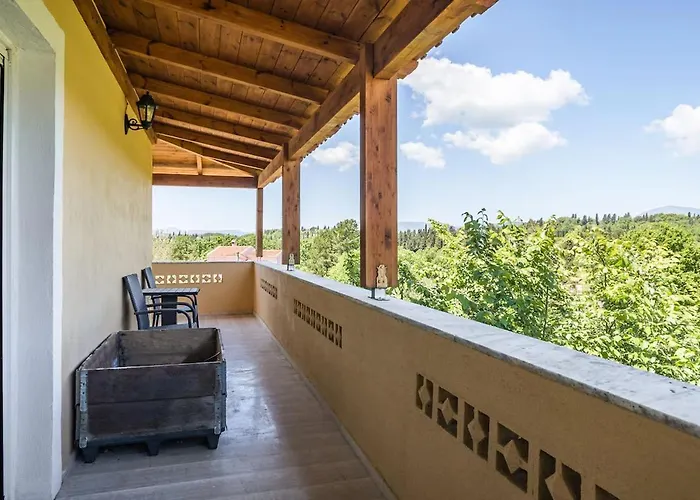 Anastasia With Private Pool & Outdoor Tub *